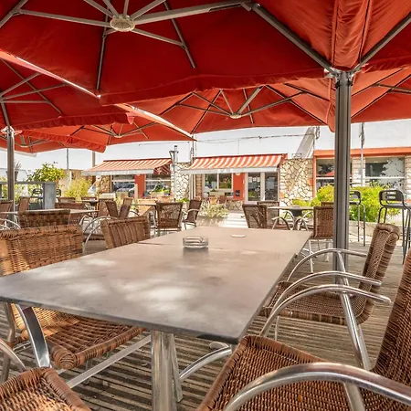 Hotell Les Pins