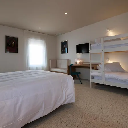 Hotel Les Pins - Oleron 3*